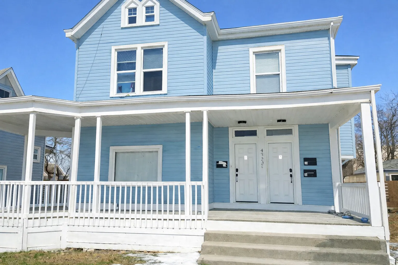 2 bed, $1,250 — Photo 1