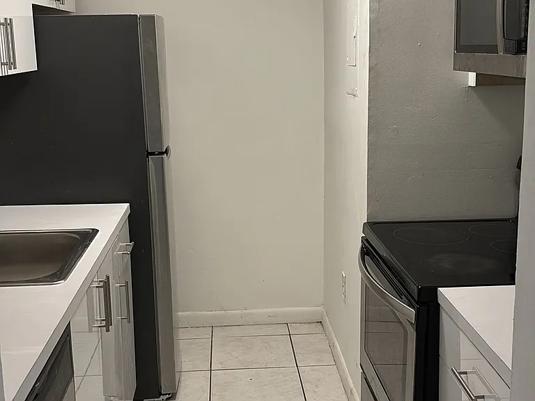7407 SW 152nd Ave #103 — Photo 9