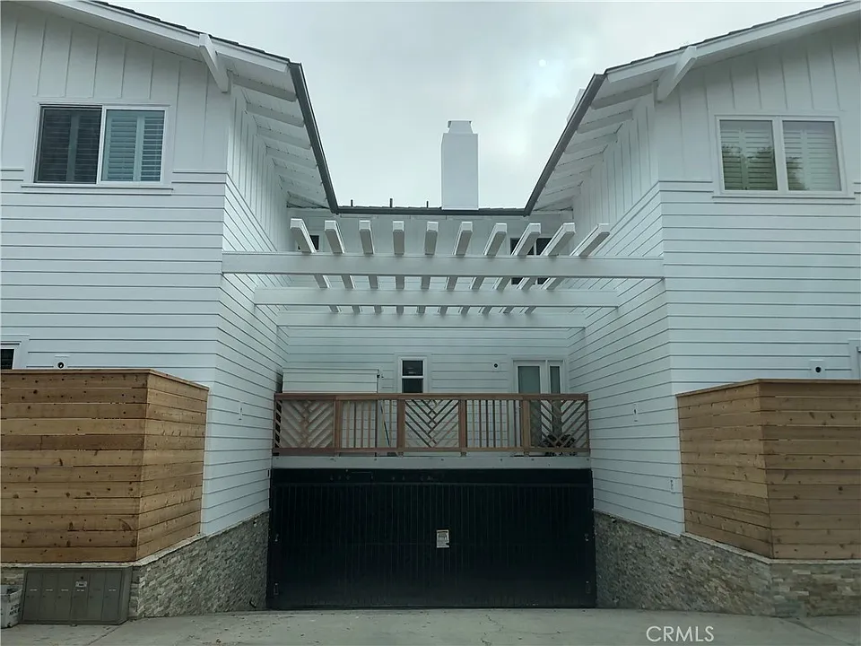 205 S Francisca Ave #3