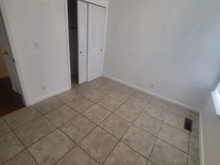 30 Duffy Ct — Photo 5