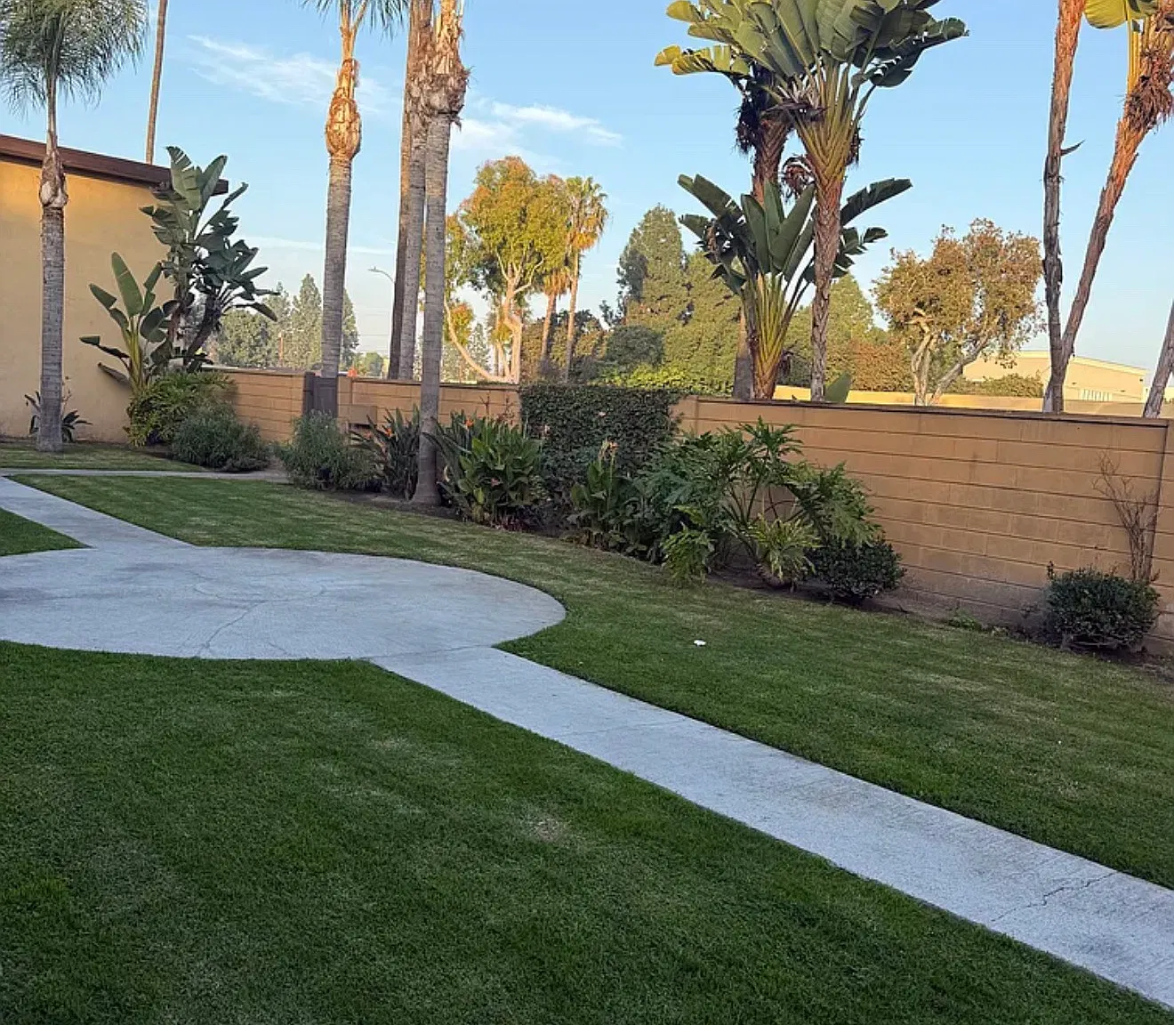 5699 Fullerton Ave — Photo 4