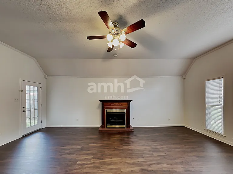 1466 Far Dr — Photo 7