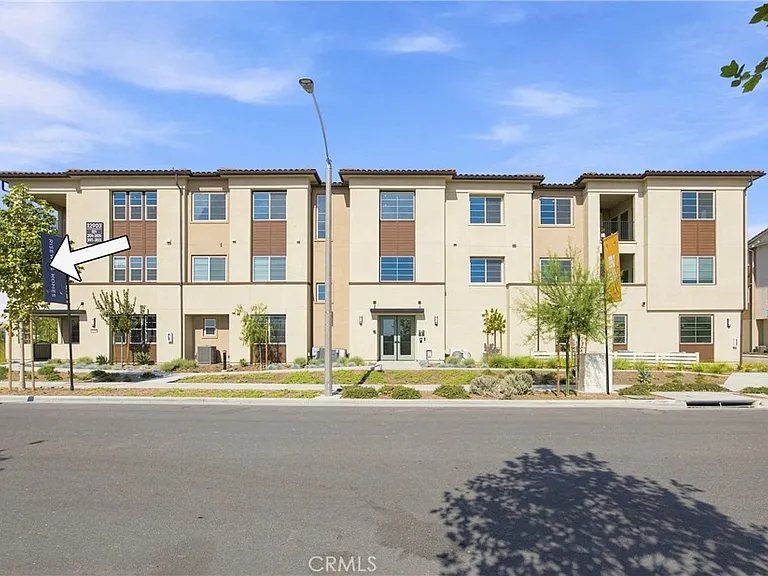 12903 Paradiso Dr — Photo 2