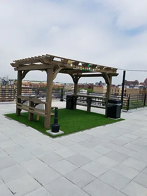 Rented by Space Link Realty | media 14