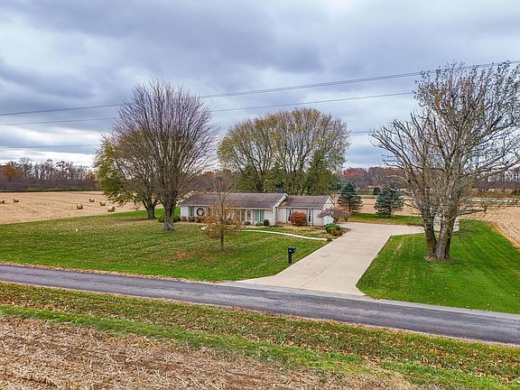 2nd image of 2531 Kreis Rd