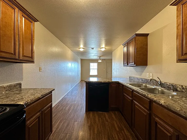 2701 Tulsa St — Photo 7