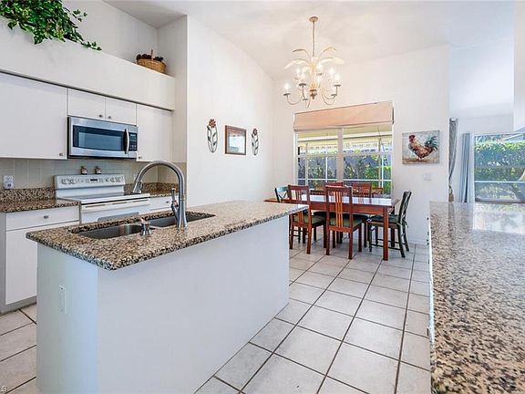 4th image of 22175 Seashore CIR
