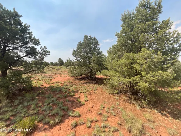 16 S Kenwood St, Williams, AZ 86046