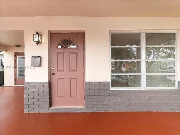 4th image of 4938 NW 48th Ave