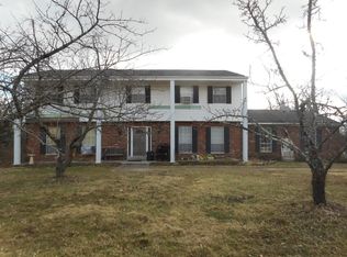 3543 Rackacres Dr, Cincinnati, OH 45211