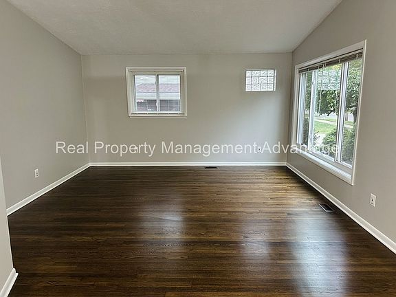 4th image of 14551 Marlow St