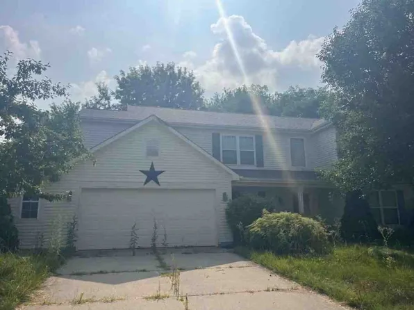 895 Seabreeze Dr, Avon, IN 46123