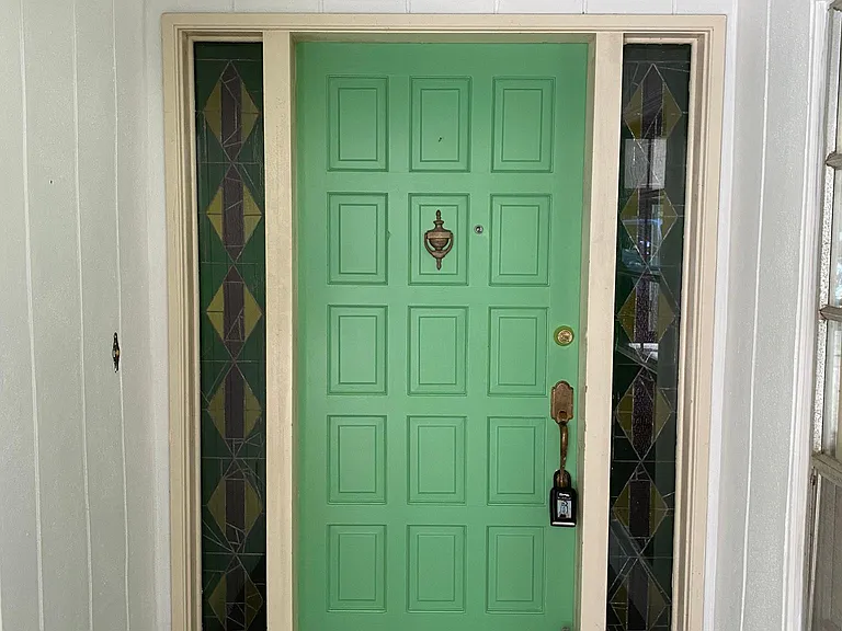 1996 Arvis Cir E — Photo 5