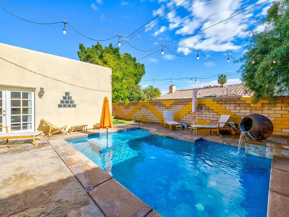 52850 Avenida Herrera