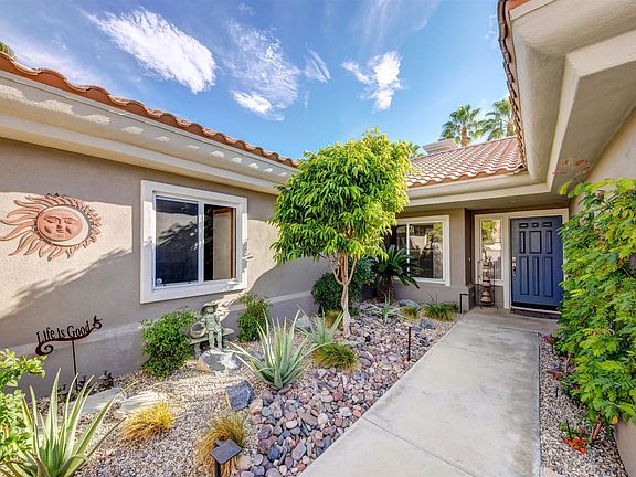 3rd image of 78425 Silver Sage Dr