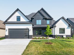 725 Azalea Ln, Versailles, KY 40383