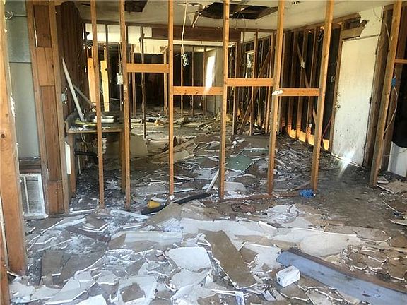 2nd image of 168 Elaine Dr