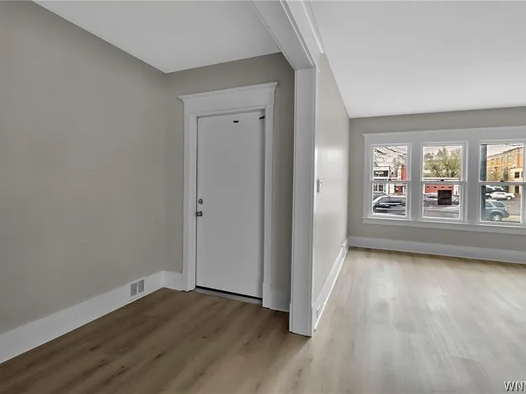 2514 Delaware Ave #1 — Photo 16