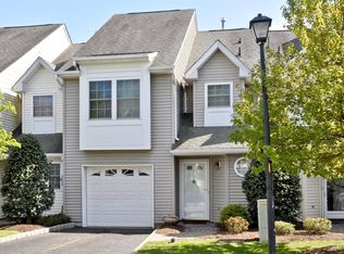 21 Helen Way, Berkeley Heights, NJ 07922