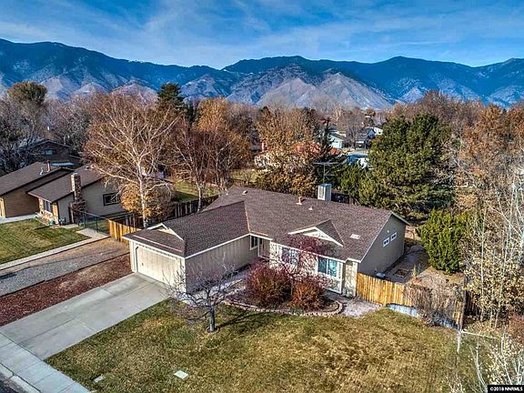 2nd image of 1756 Oakwood Dr