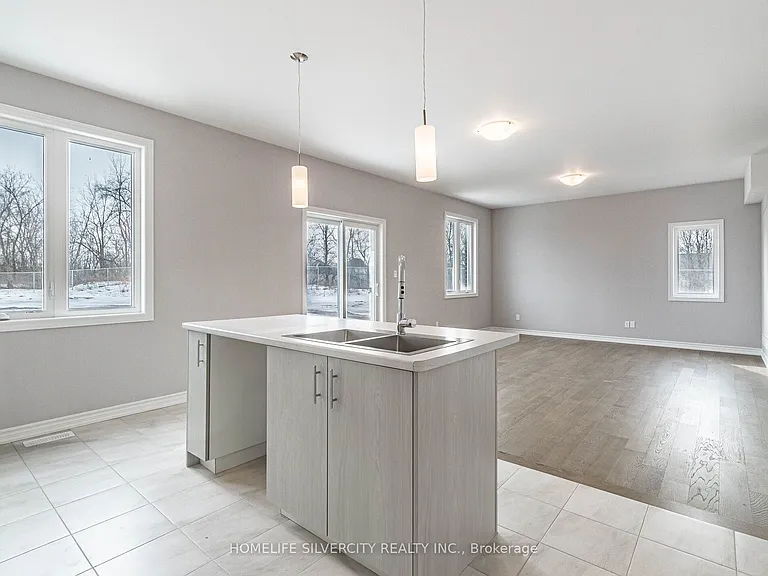 215 Southworth St N — Photo 15