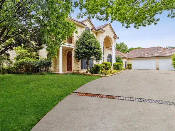 1216 Regents Park Ct, Desoto, TX 75115