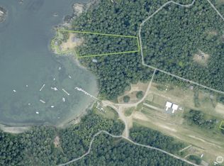 221 Marine Ln, Friday Harbor, WA 98250