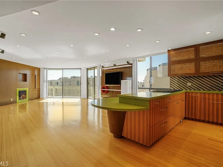 7301 Vista Del Mar Ave #A212 — Photo 13