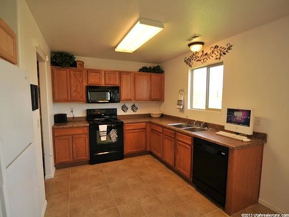 4th image of 222 W Kestrel Dr