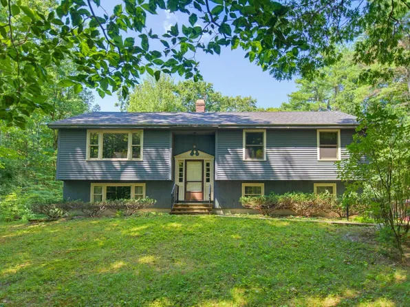 42 Great Oak Drive, Chester, NH 03036