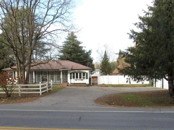 306 Canaan Road, Skowhegan, ME 04976