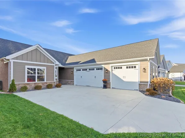 2073 Prestwick Place, Henryville, IN 47126