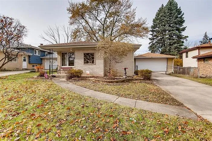 16410 George Dr photo 1