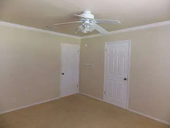 1309 Azalea Ln — Photo 13