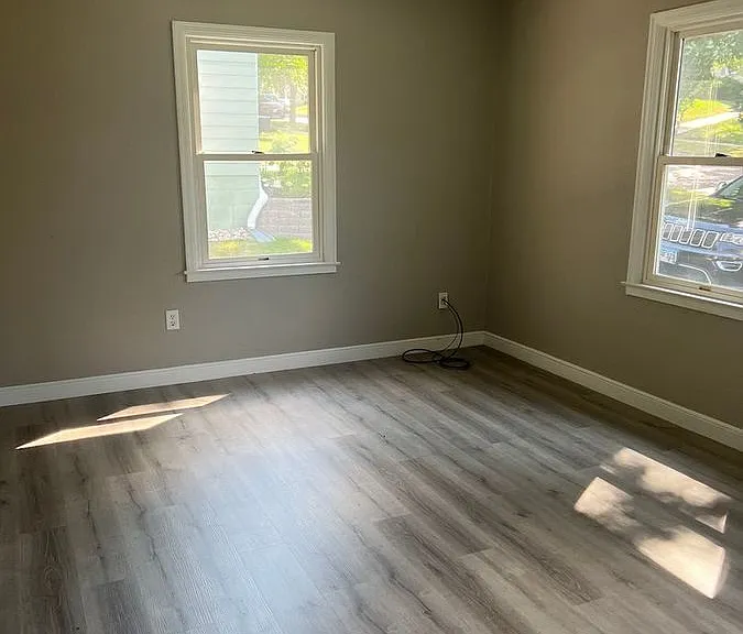816 S Glendale Ave — Photo 6