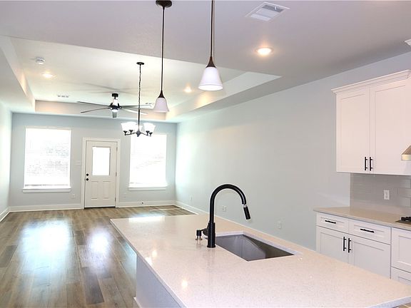 5th image of 2012 Reagan Ct