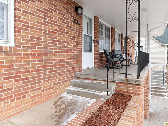 4th image of 3709-3711 N 67th Ave