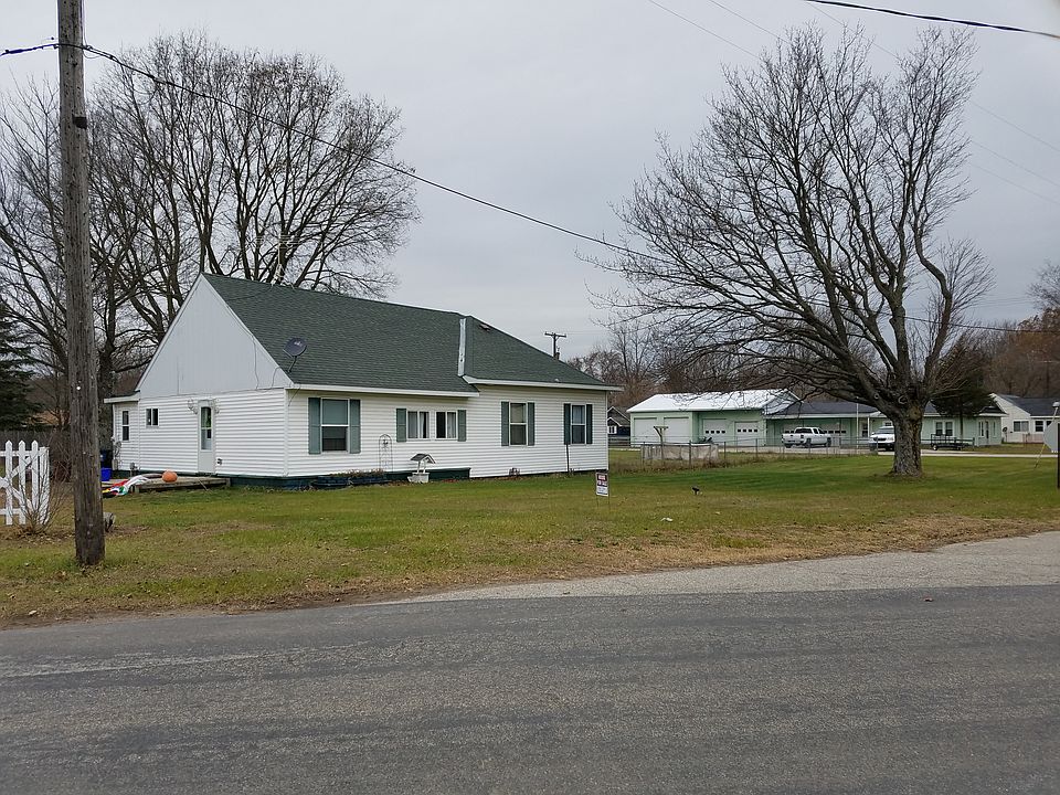 1st image of 12326 Crockery Creek Dr
