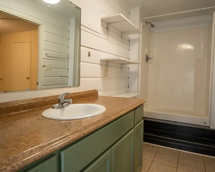 175 Habersham Way — Photo 39