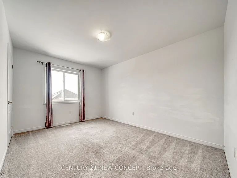 170 Diana Dr — Photo 23