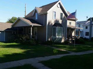 301 S Linden St, Monticello, IA 52310