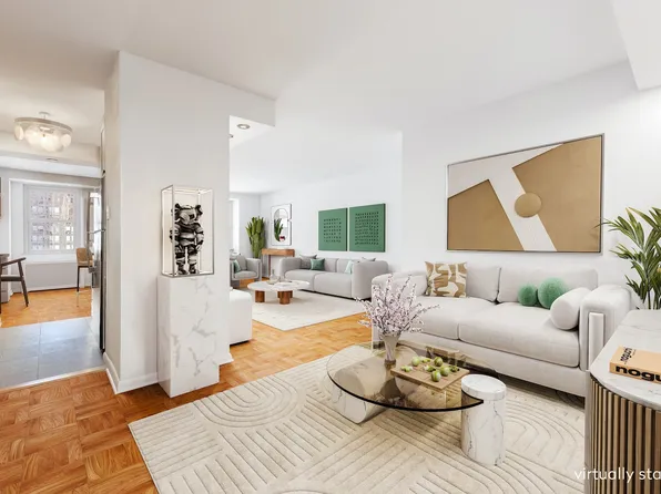 300 East 40th Street image 1 of 13