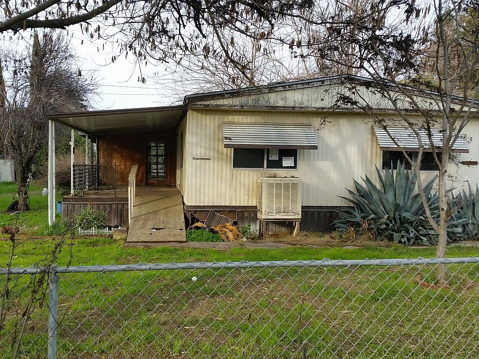 1st image of 21728 Avenue 295