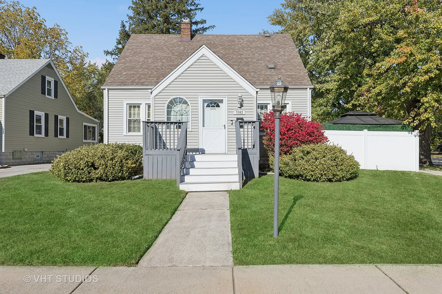 3362 Ann St photo 1