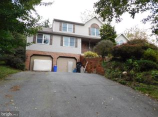 46 Sabrina St, Wernersville, PA 19565