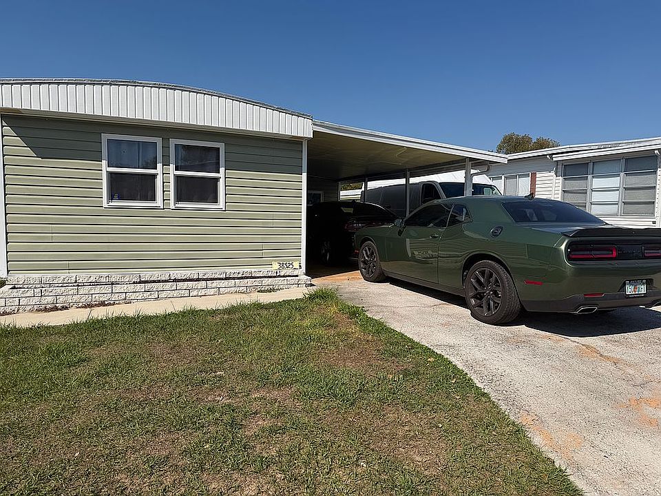 1st image of 38525 Mallard Ct