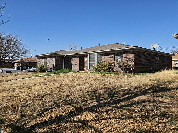 2nd image of 1020 Trinchera Dr