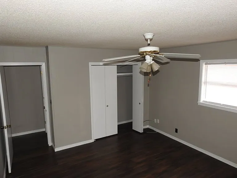 3411 E Heritage Pkwy — Photo 13