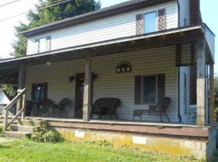 30 Cedar Valley Rd, New Park, PA 17352