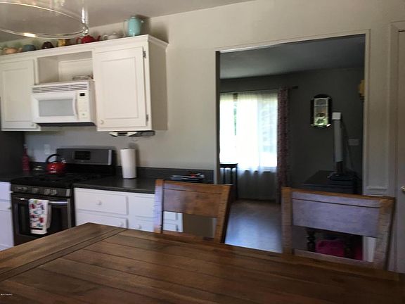 3rd image of 515 Carol Lynne Dr SE